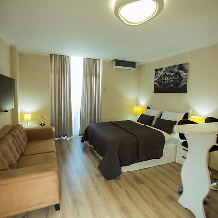 Holiday Lux Tower Batumi Eksteriør billede