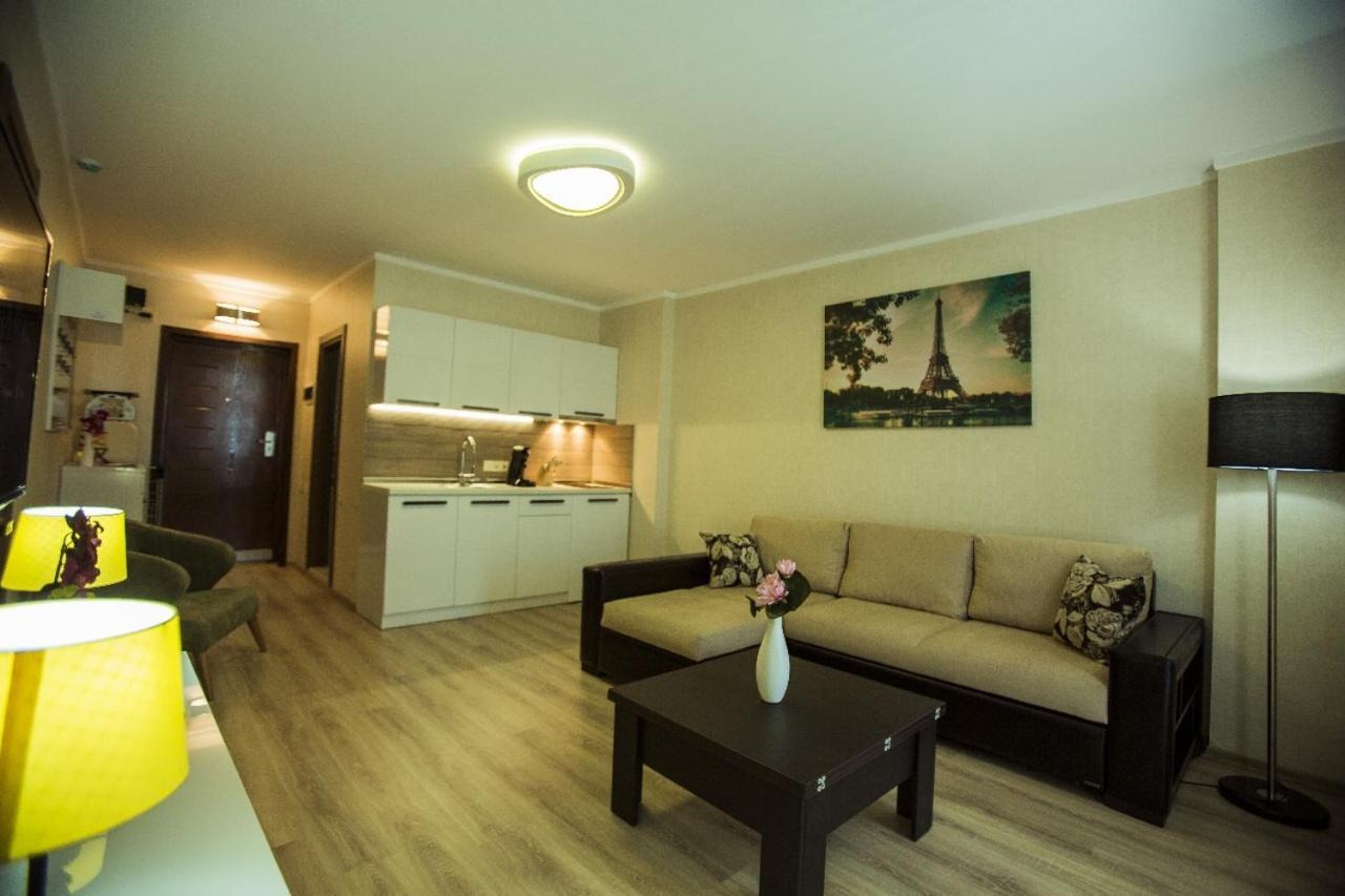 Holiday Lux Tower Batumi Eksteriør billede