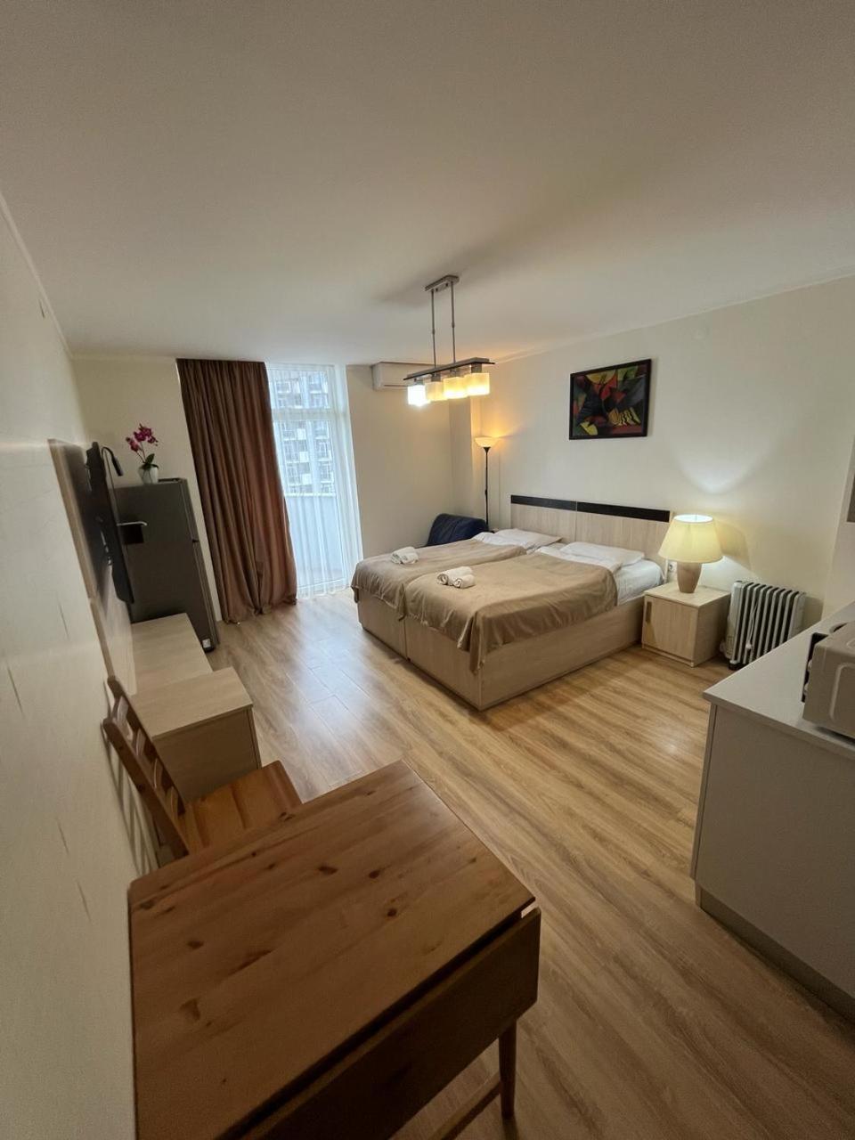 Holiday Lux Tower Batumi Eksteriør billede